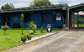 Jerilderie Bnb - 2Br Home - 86